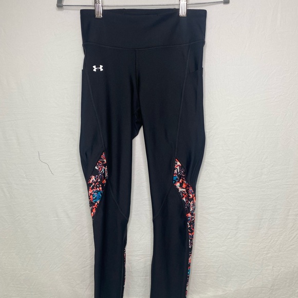 Under Armour Pants - NWT Leggings Under Armour Size Small ,Black color /various colors